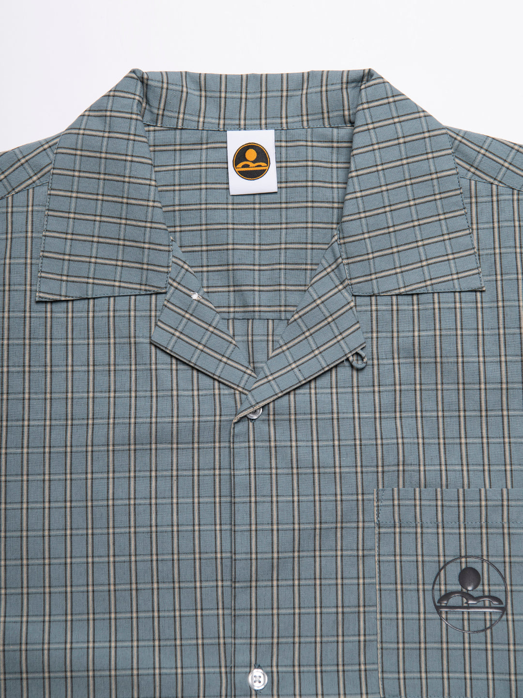 plaid open collar shirt