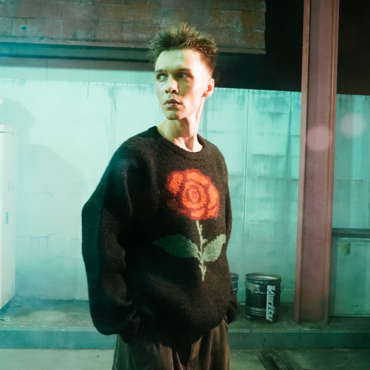 flower crew neck knit