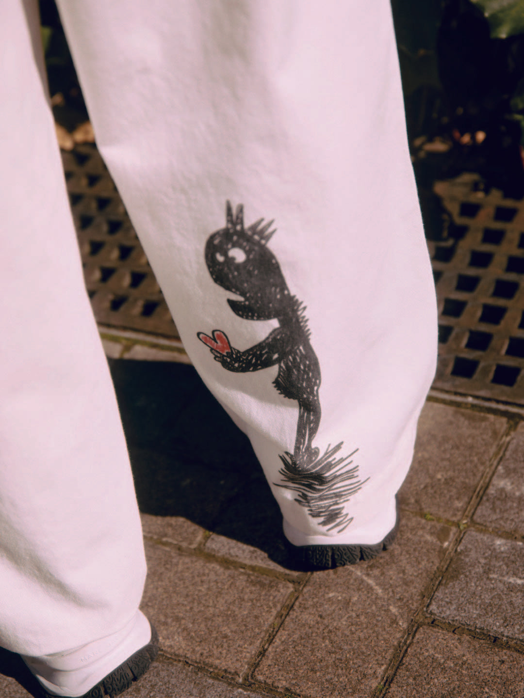 graphic print pants