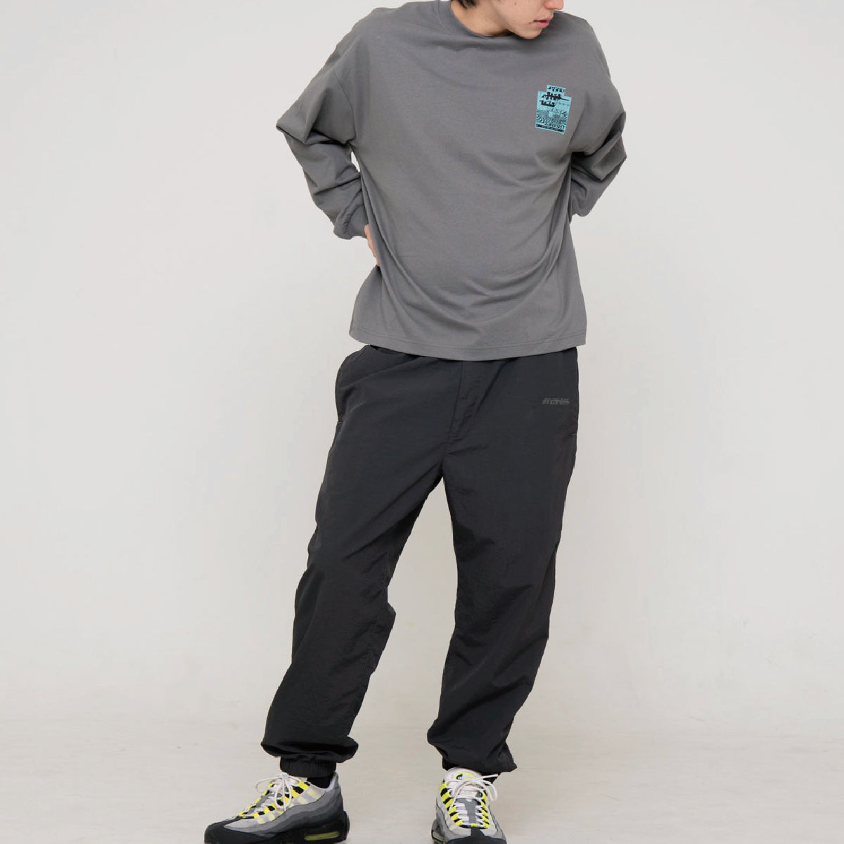 YEET graphic long tee