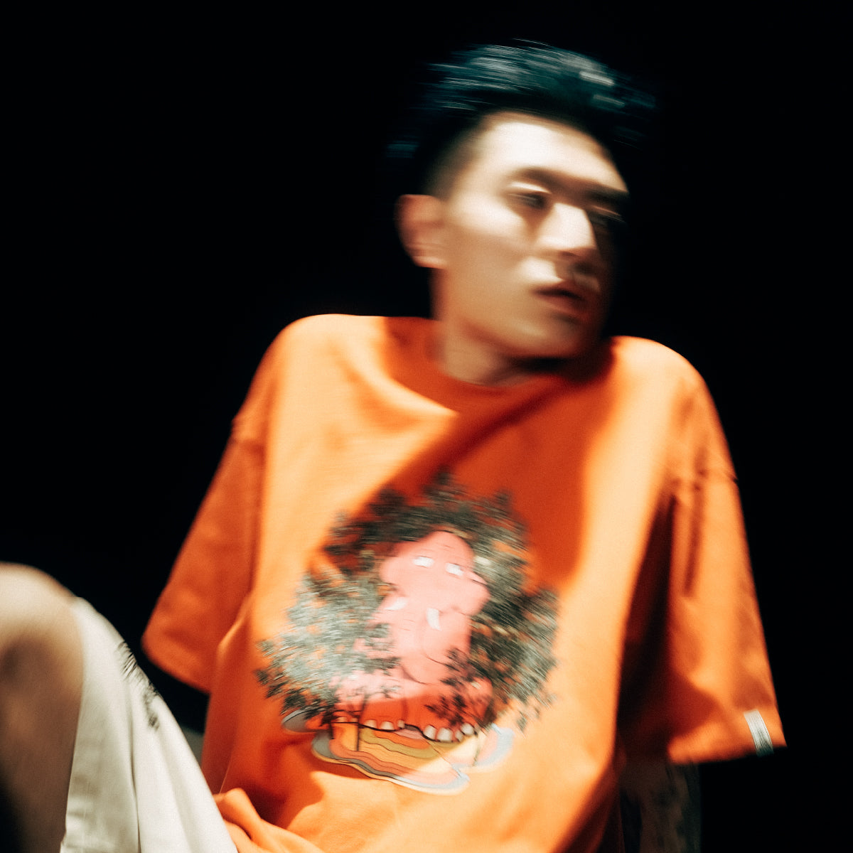 pink elephant_T-shirt