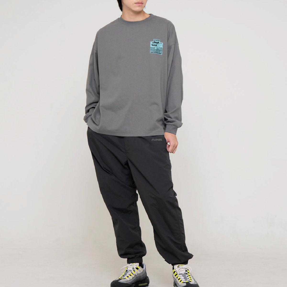 YEET graphic long tee