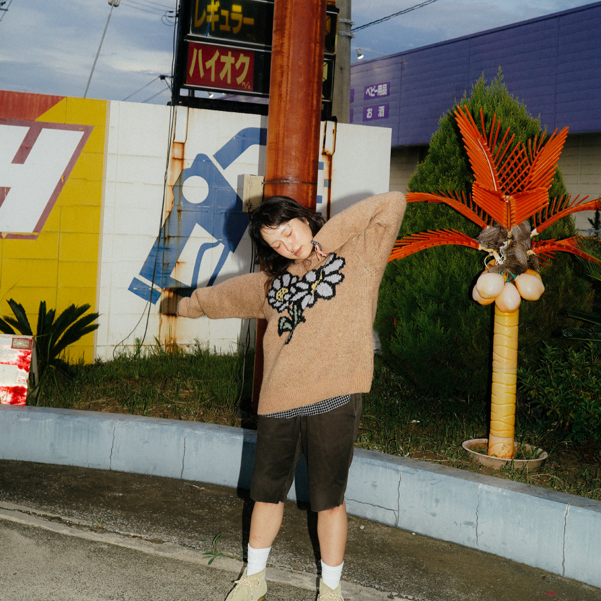 flower crew neck knit