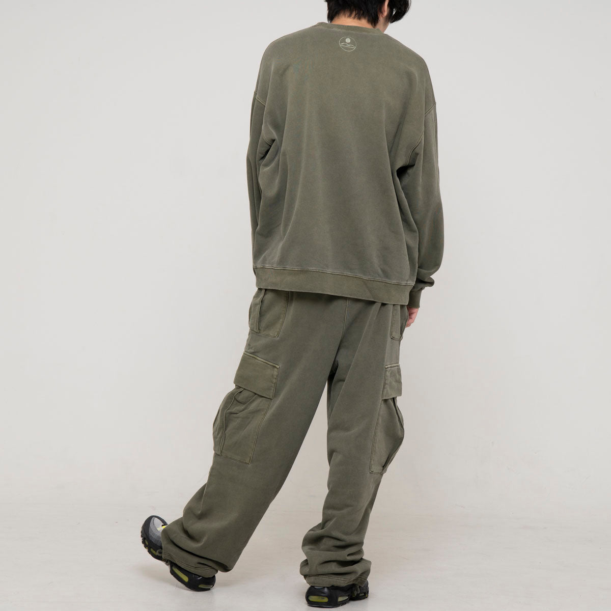 YEET logo sweat pants