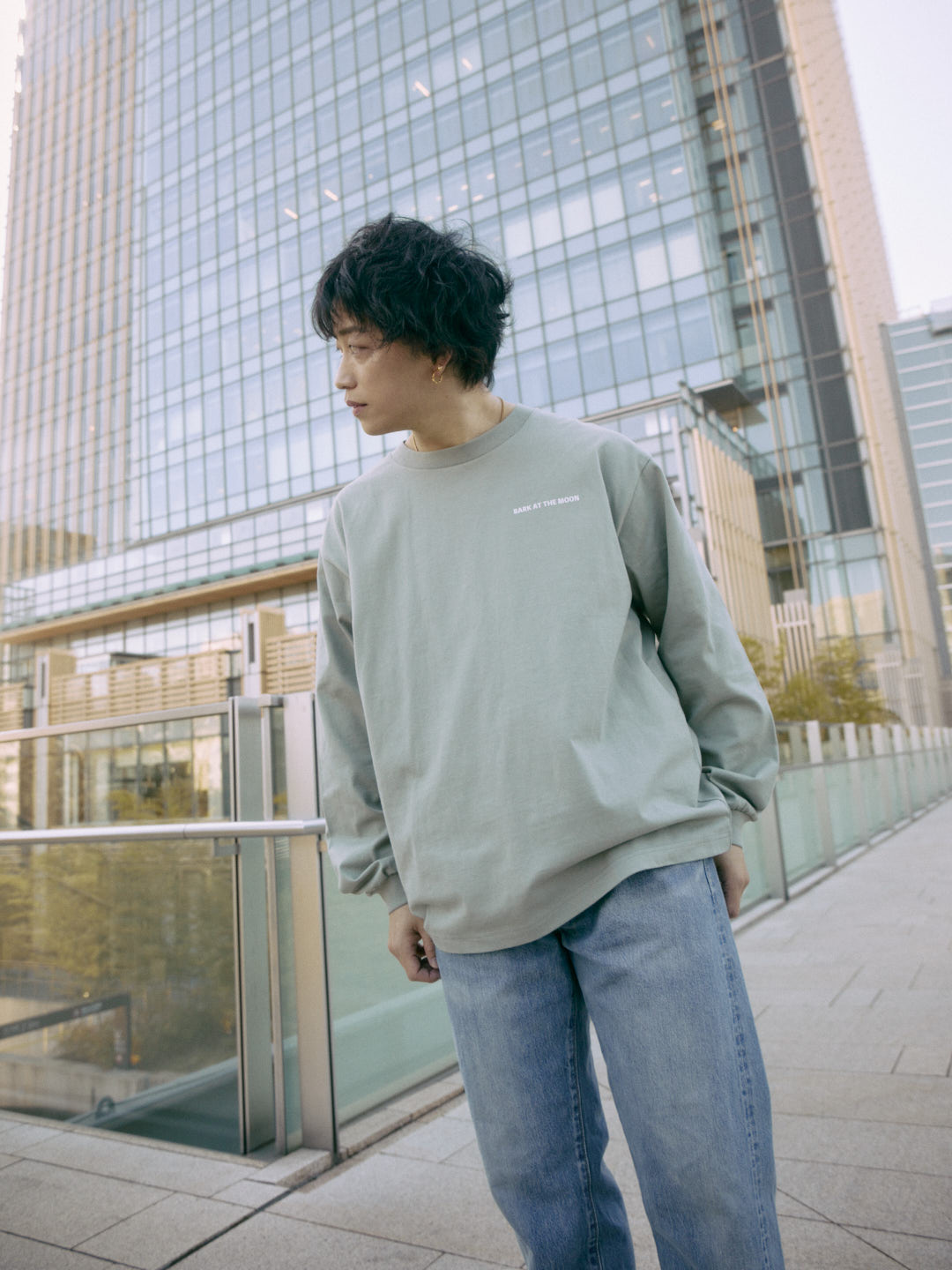 moon logo long sleeve tee