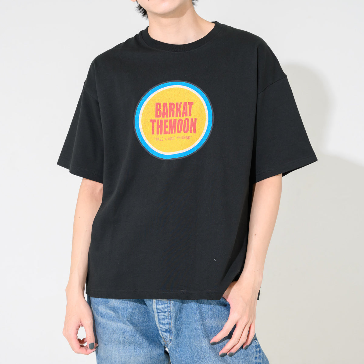 circle logo T-shirt
