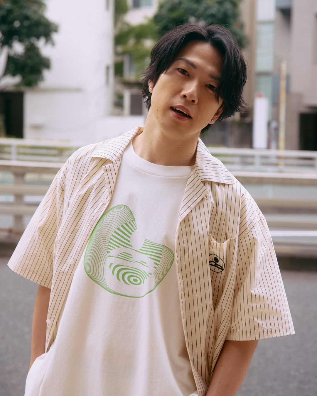 wave logo T-shirt