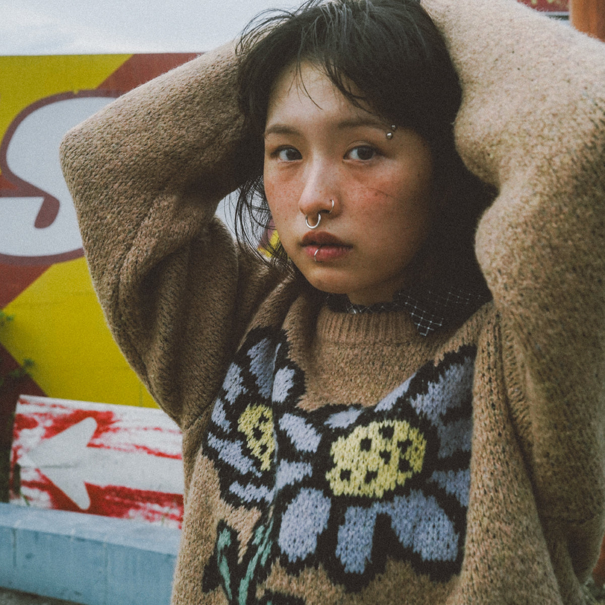 flower crew neck knit