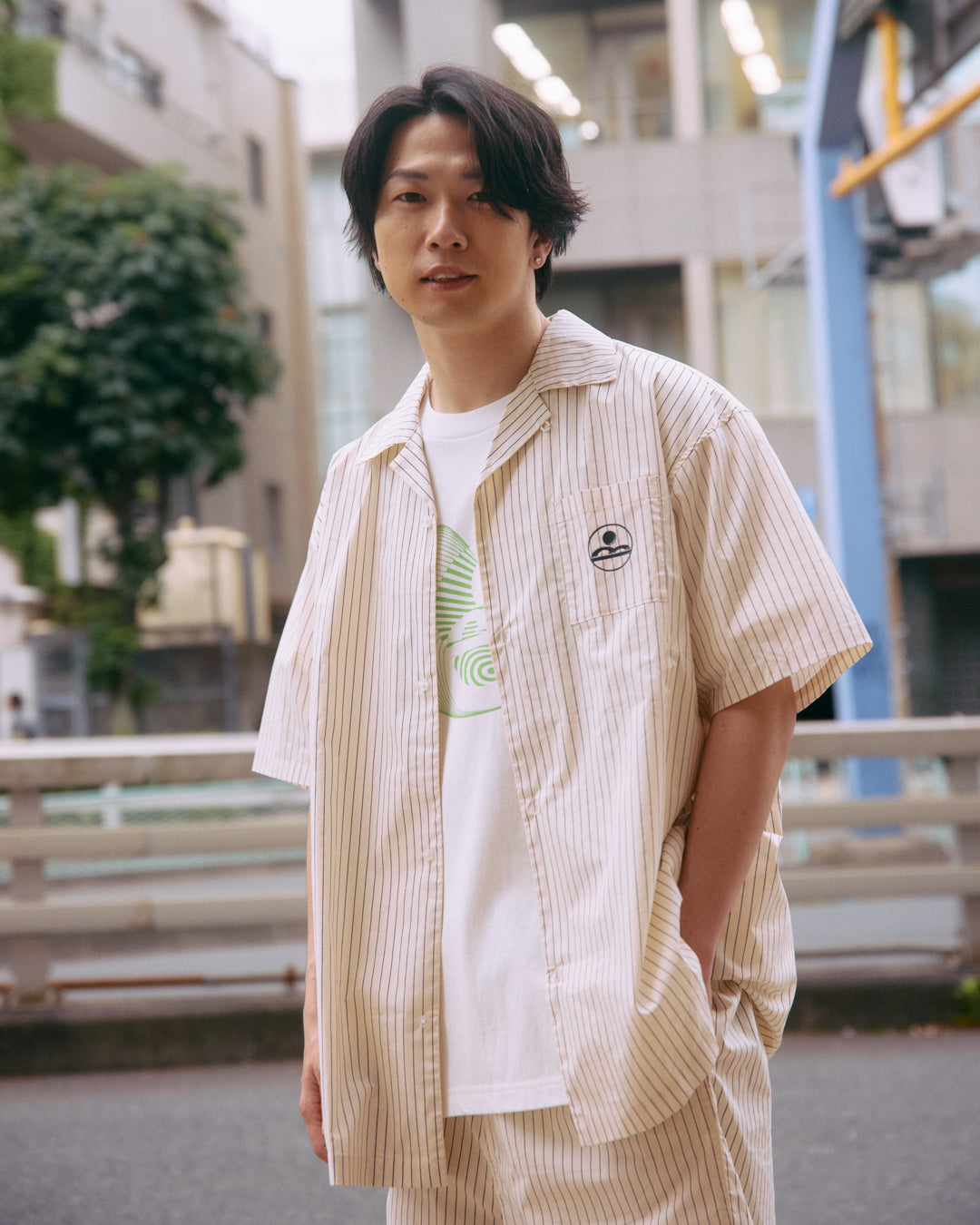 wave logo T-shirt