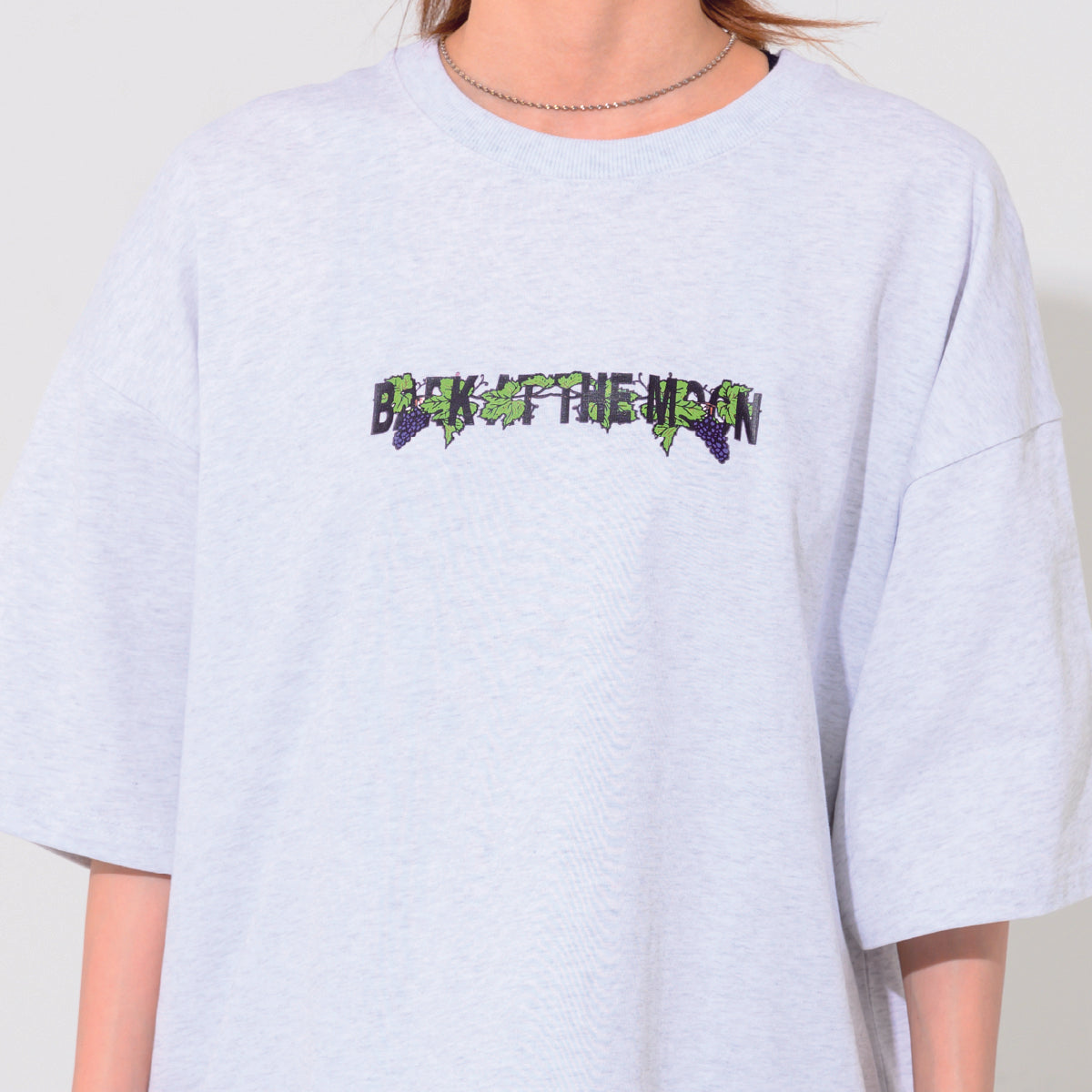 grape vine_T-shirt