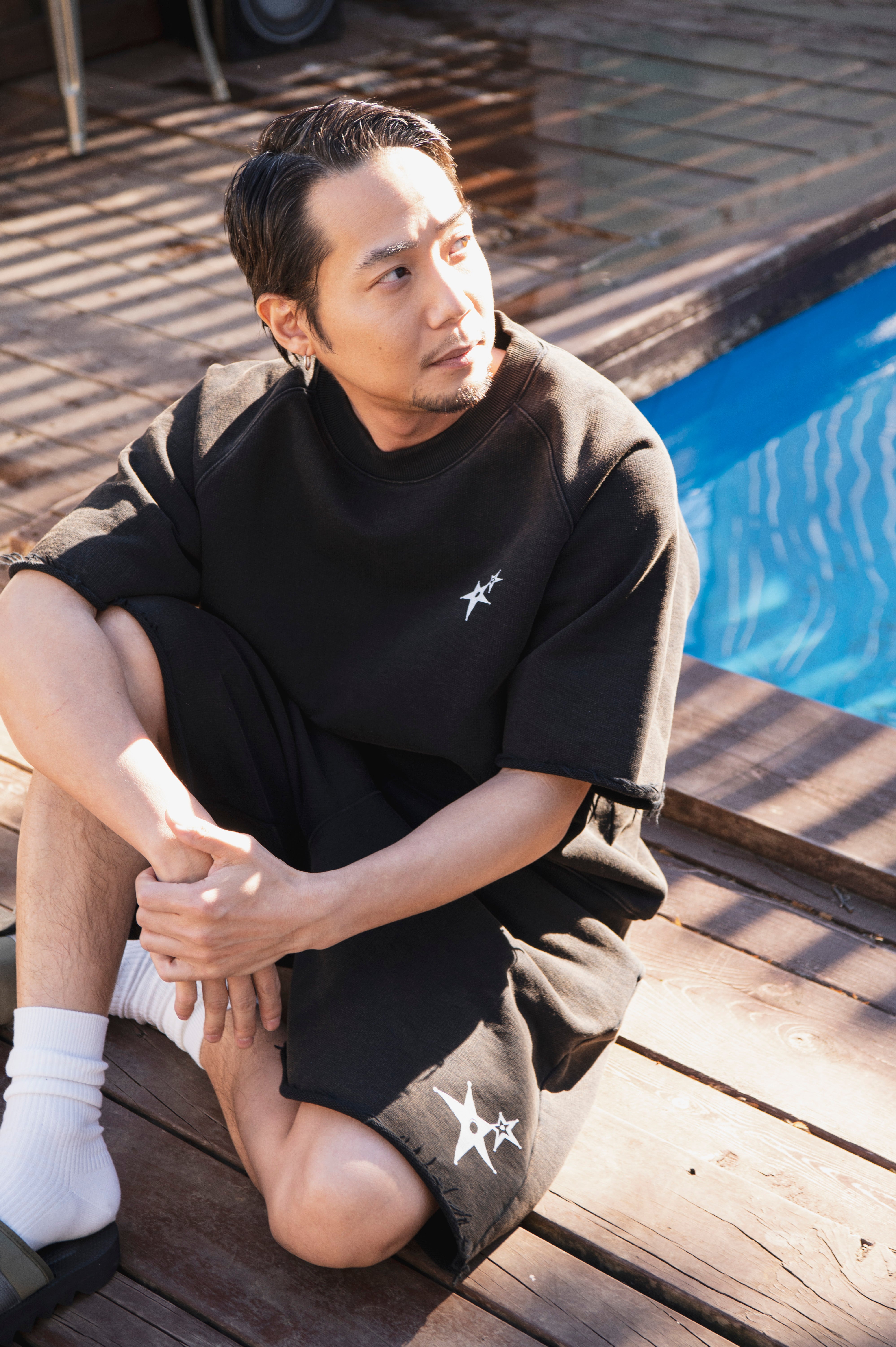 Powder processed sweat T-shirt