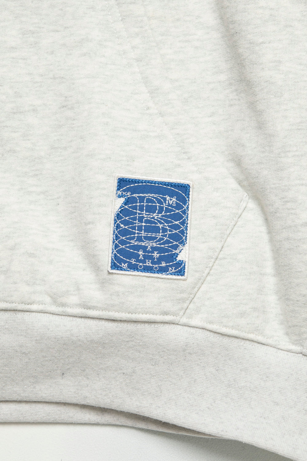 <予約>BICOLOR PATCH HOODIE