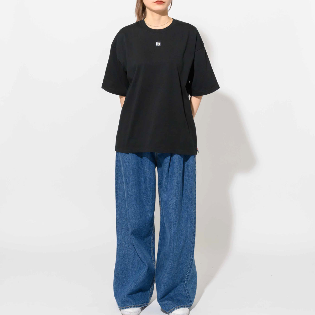 absinthe glass_T-shirt