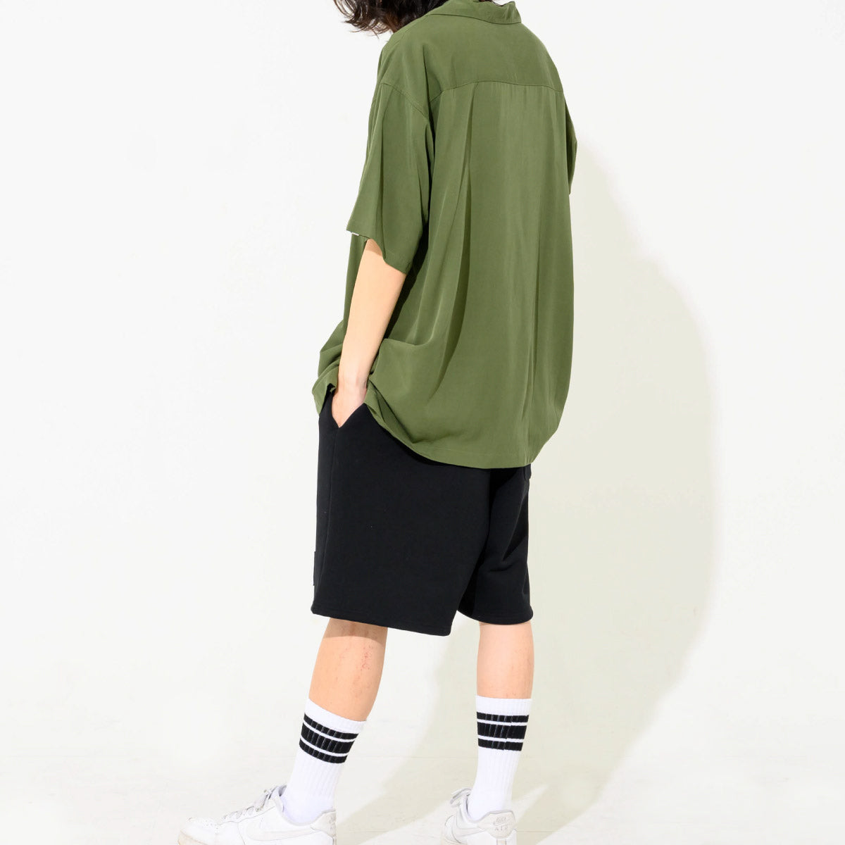 skull_open collar shirt