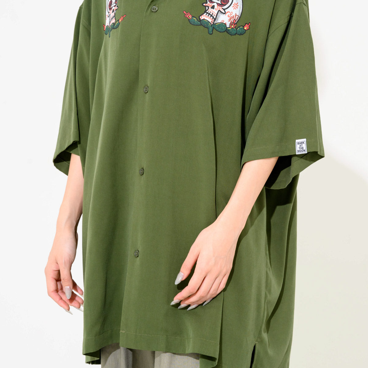 skull_open collar shirt