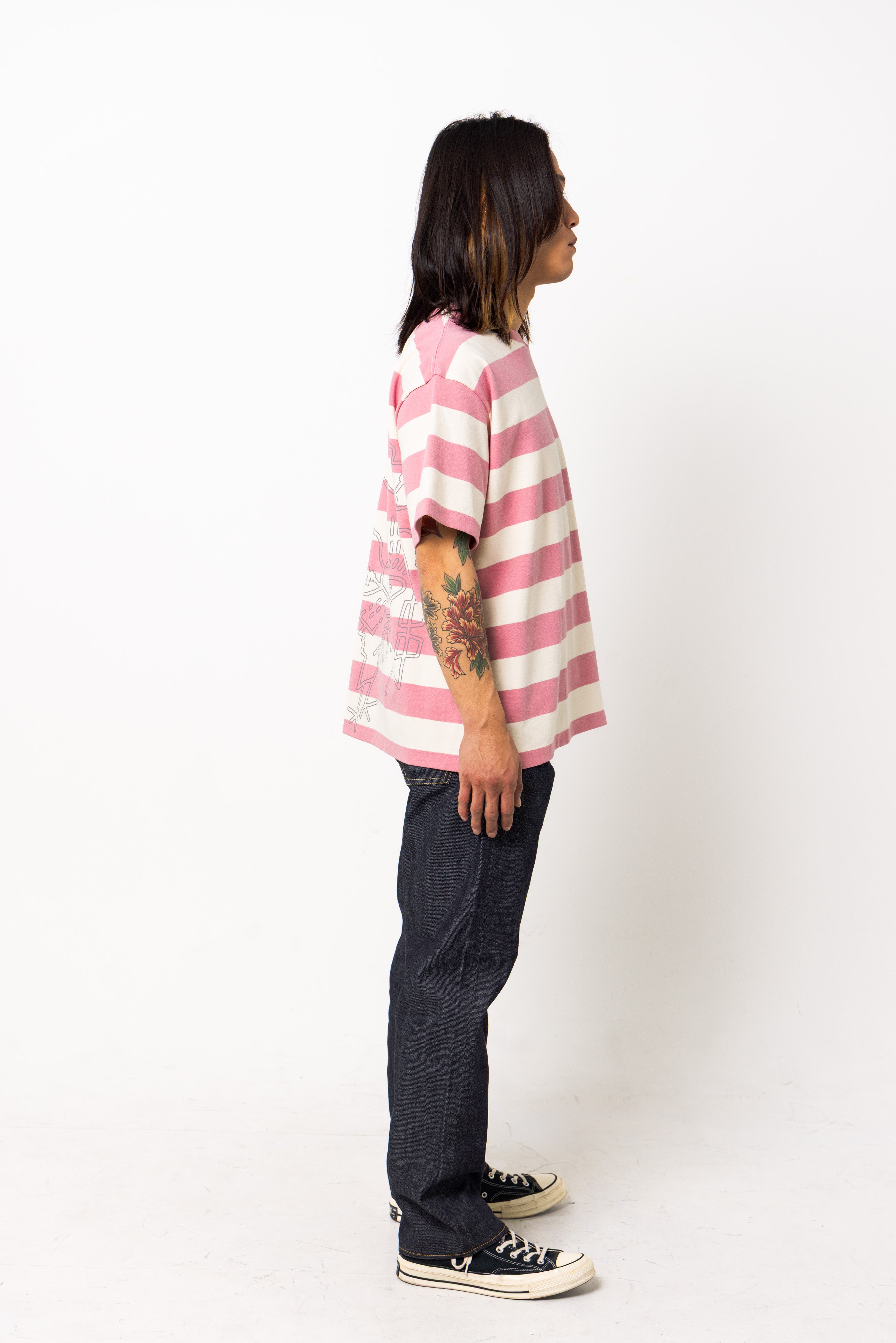Border pattern T-shirt