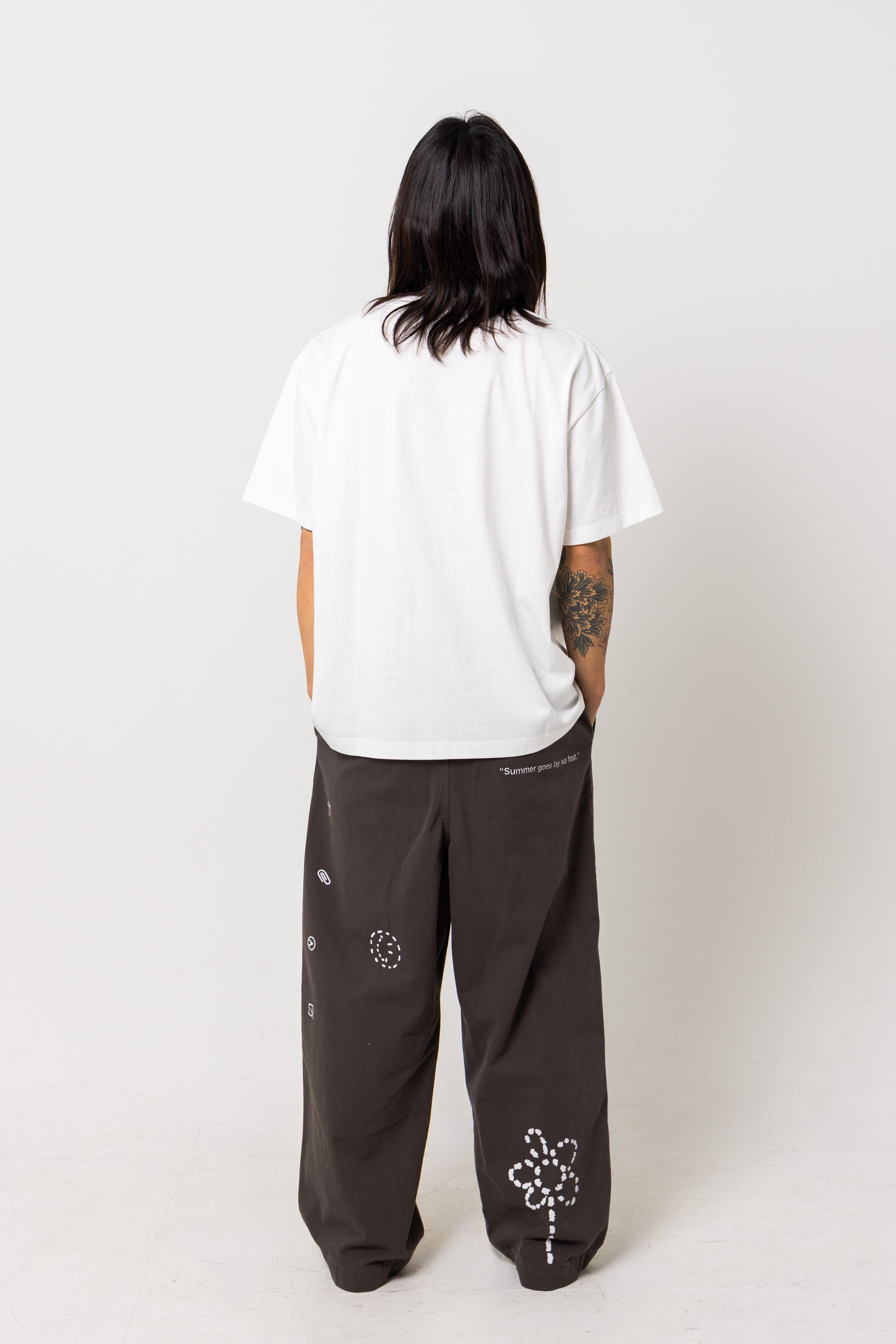 Summer goes pants