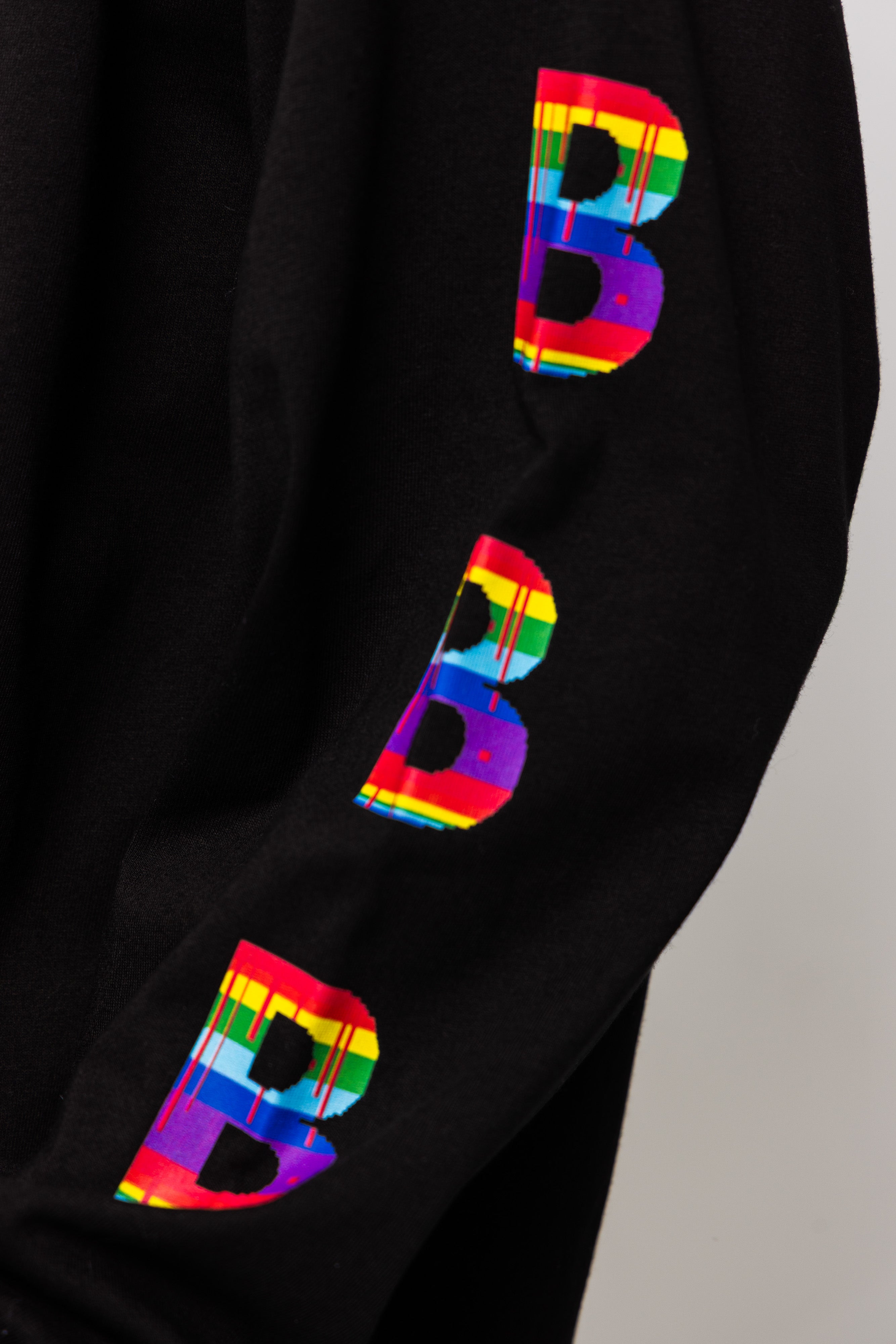 B logo long sleeve tee