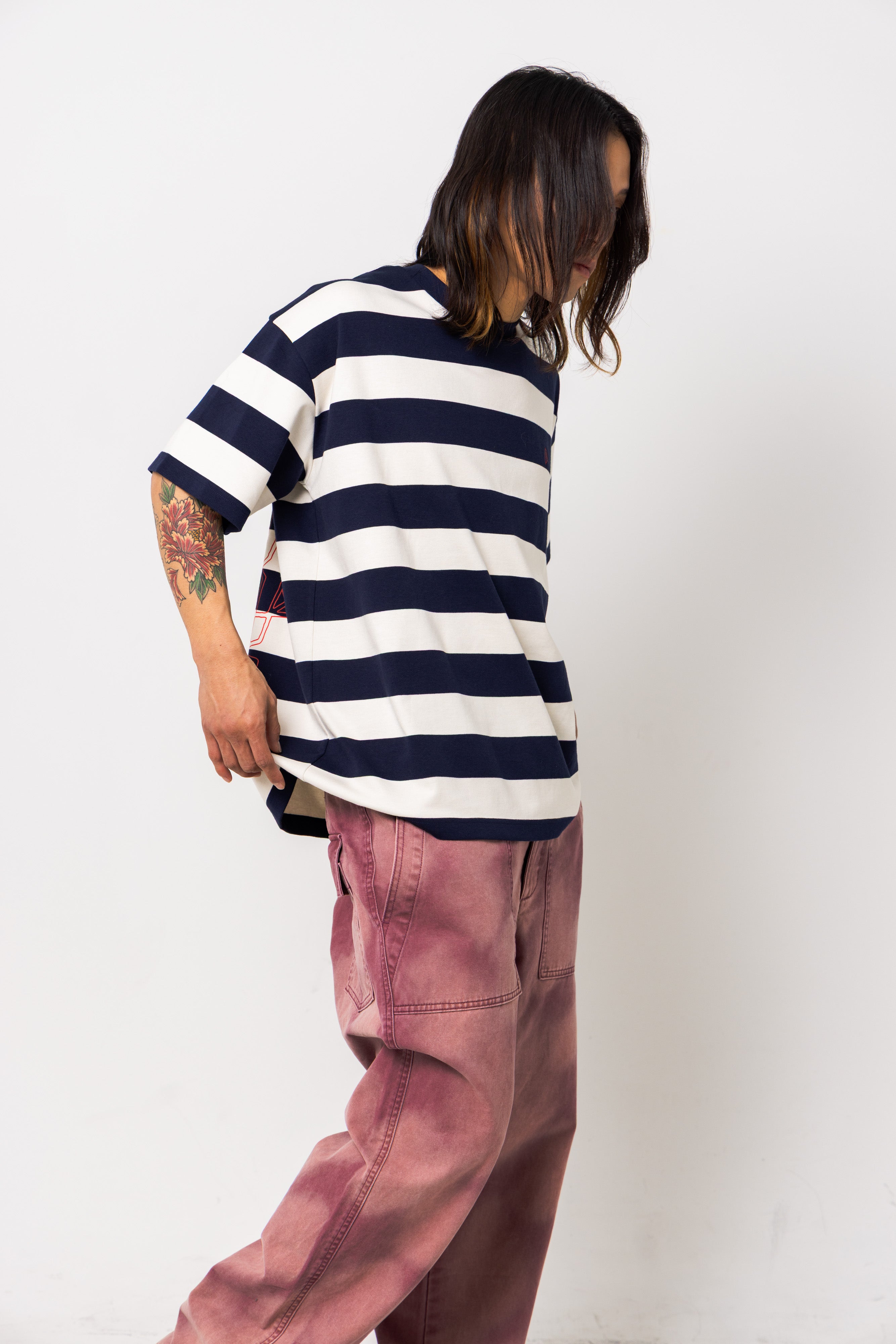 Border pattern T-shirt