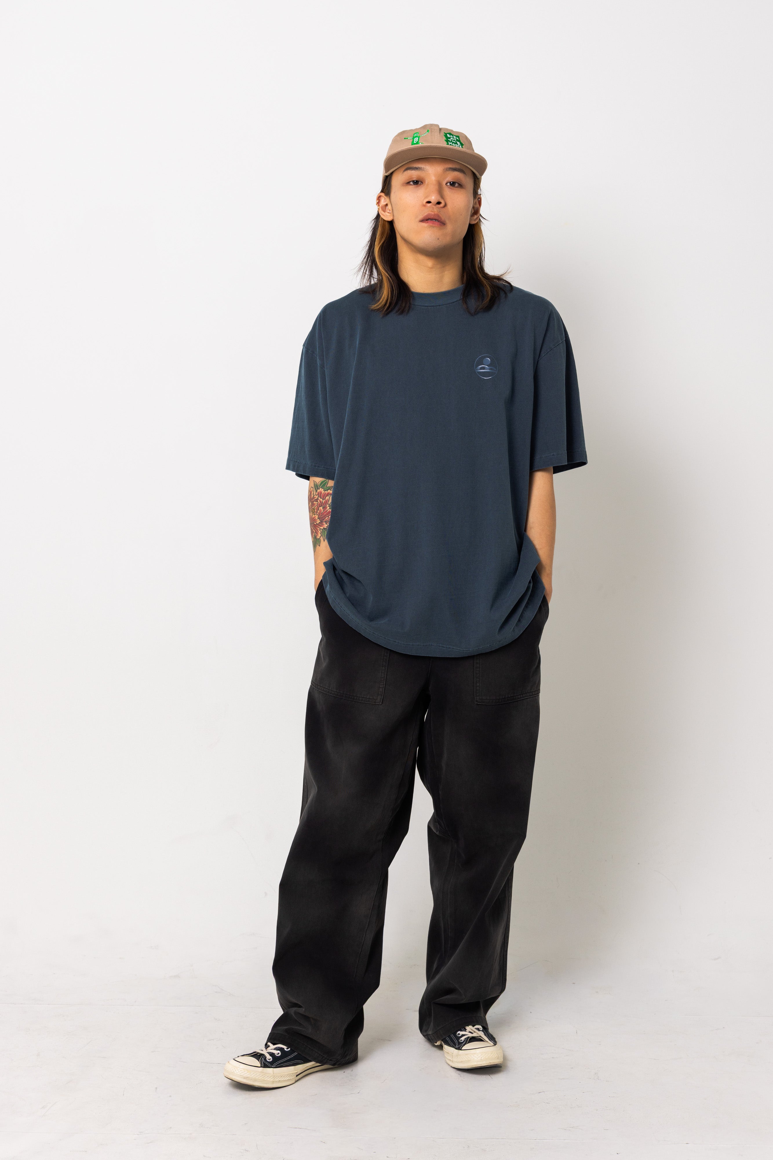Border pattern T-shirt