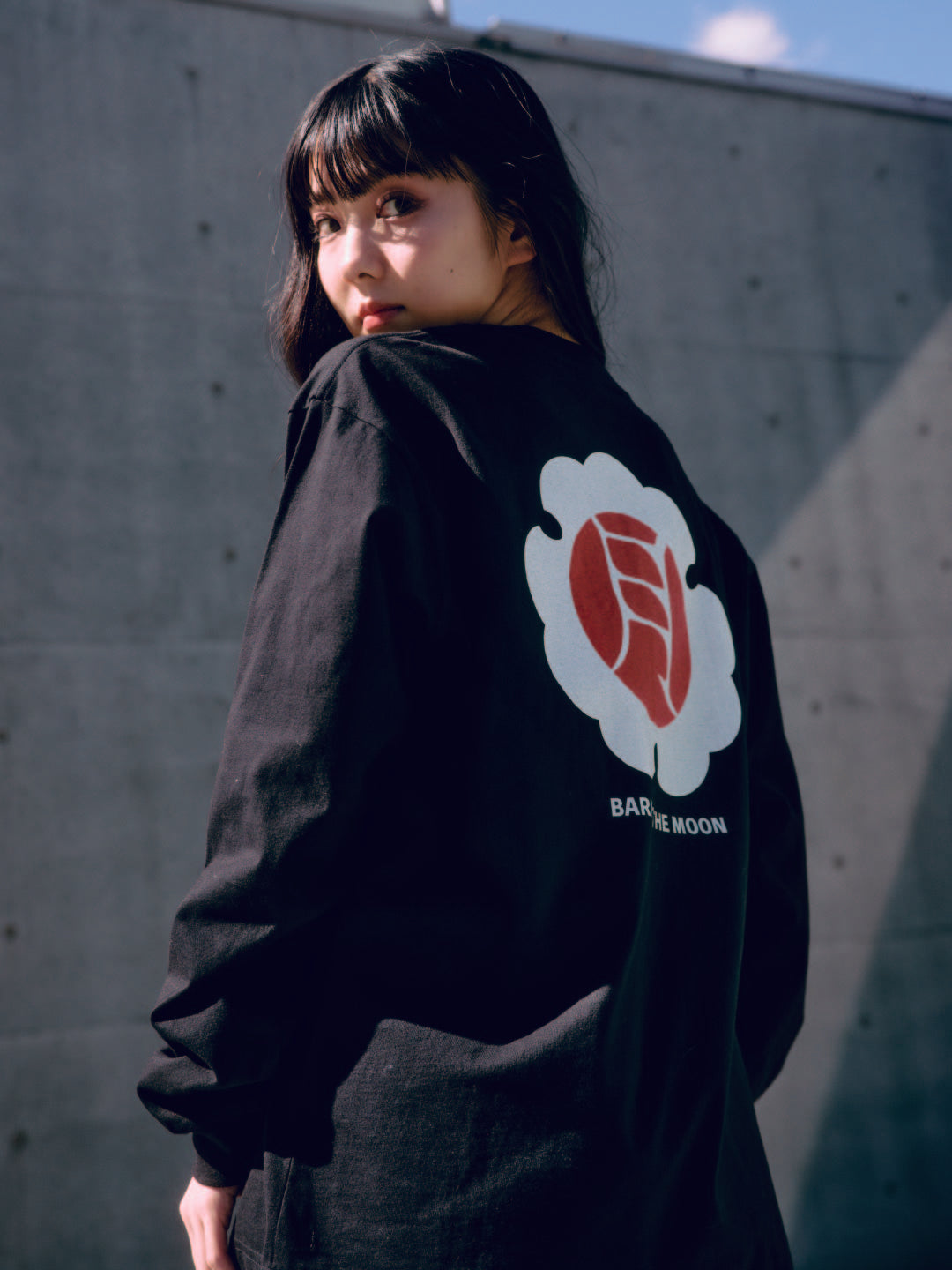 moon logo long sleeve tee