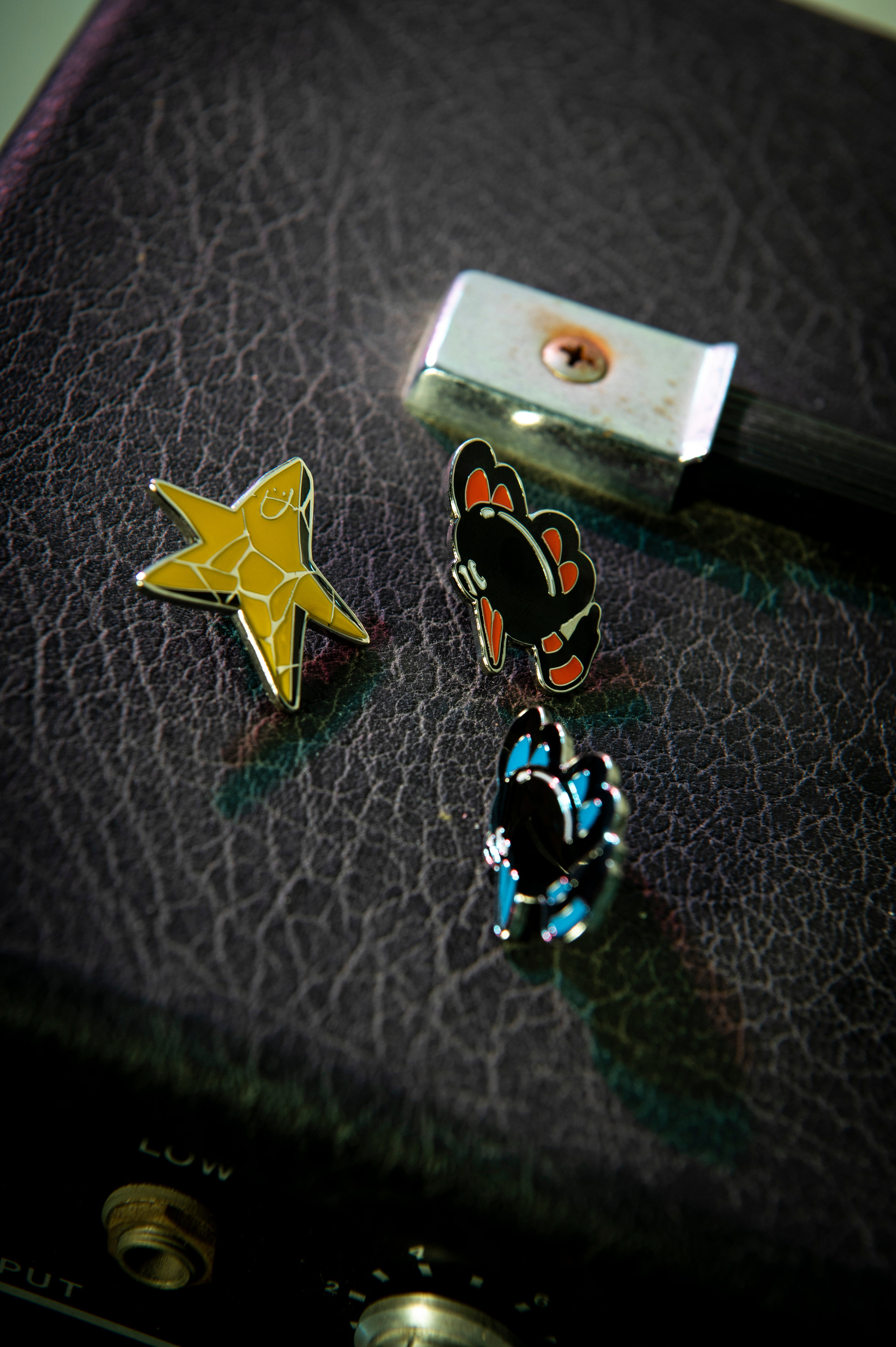 star lapel pin