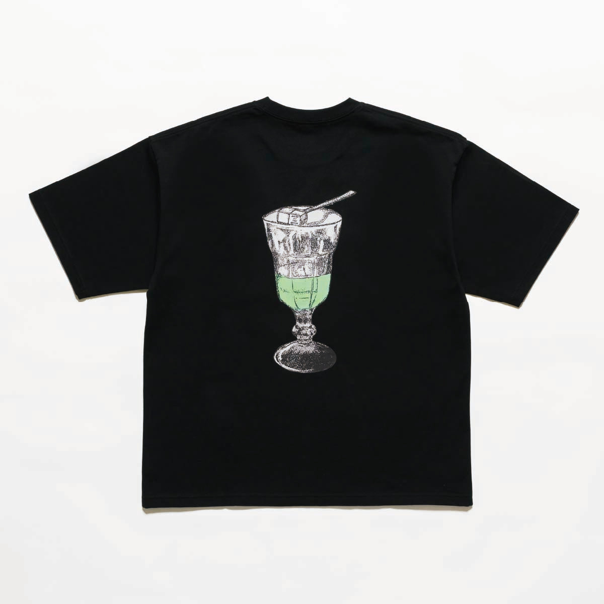 absinthe glass_T-shirt