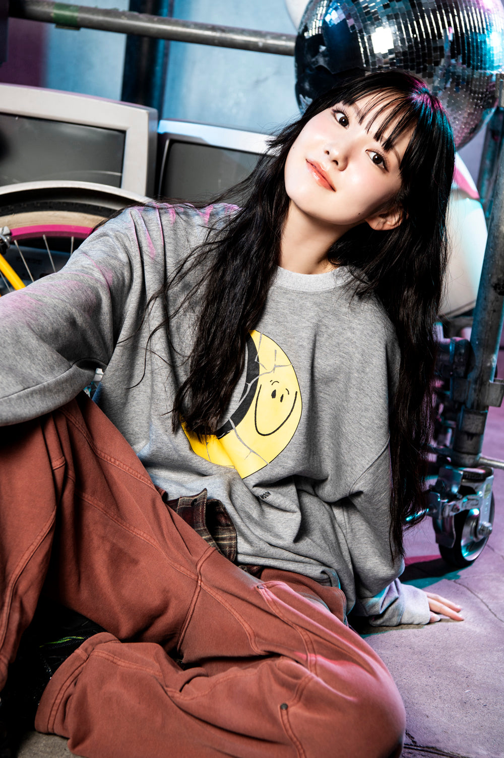moon sweat shirts