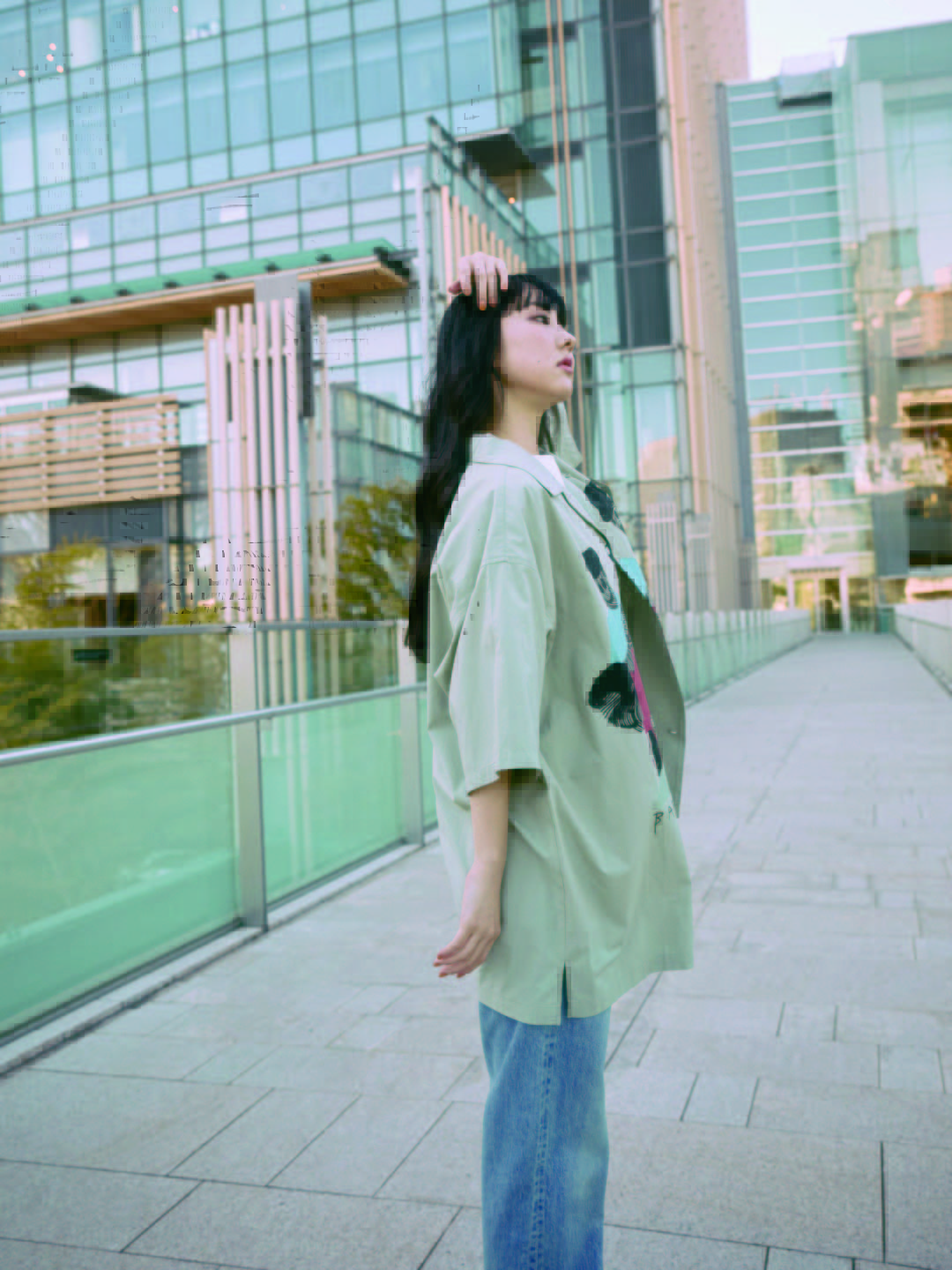 arrest open collar shirt
