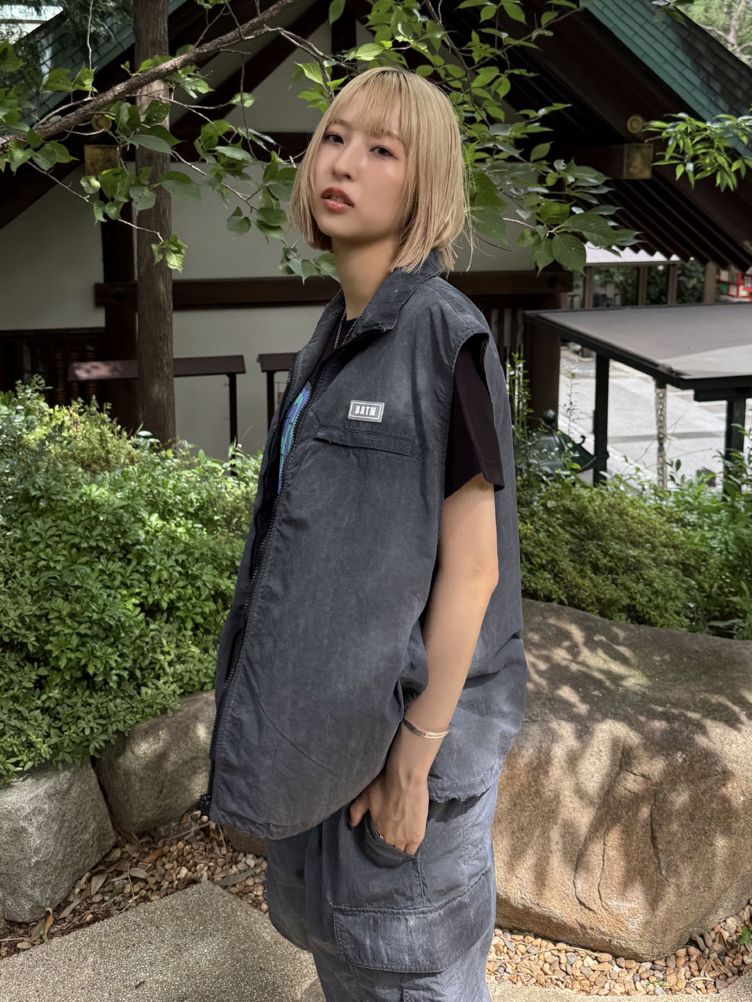 track vest