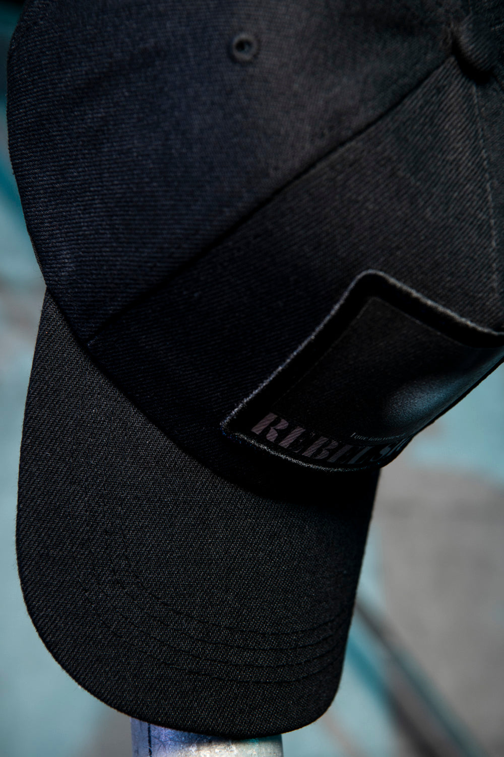 REBEL SIGN CAP