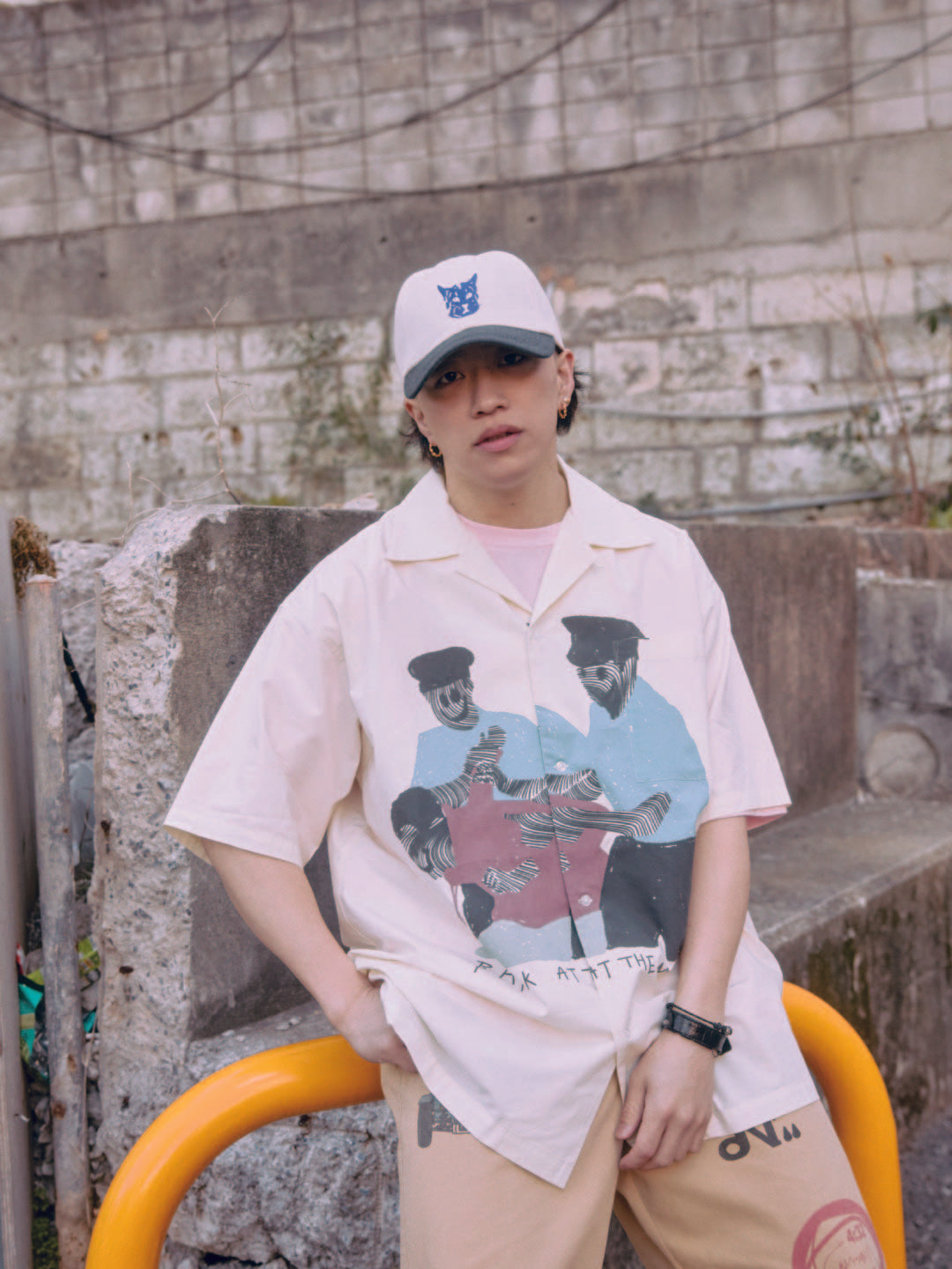 arrest open collar shirt