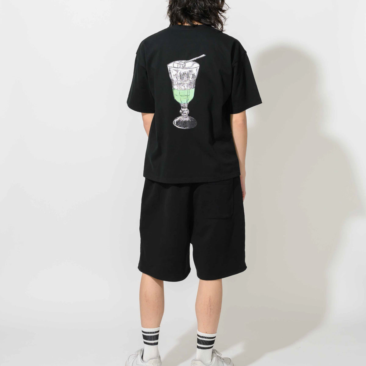 absinthe glass_T-shirt