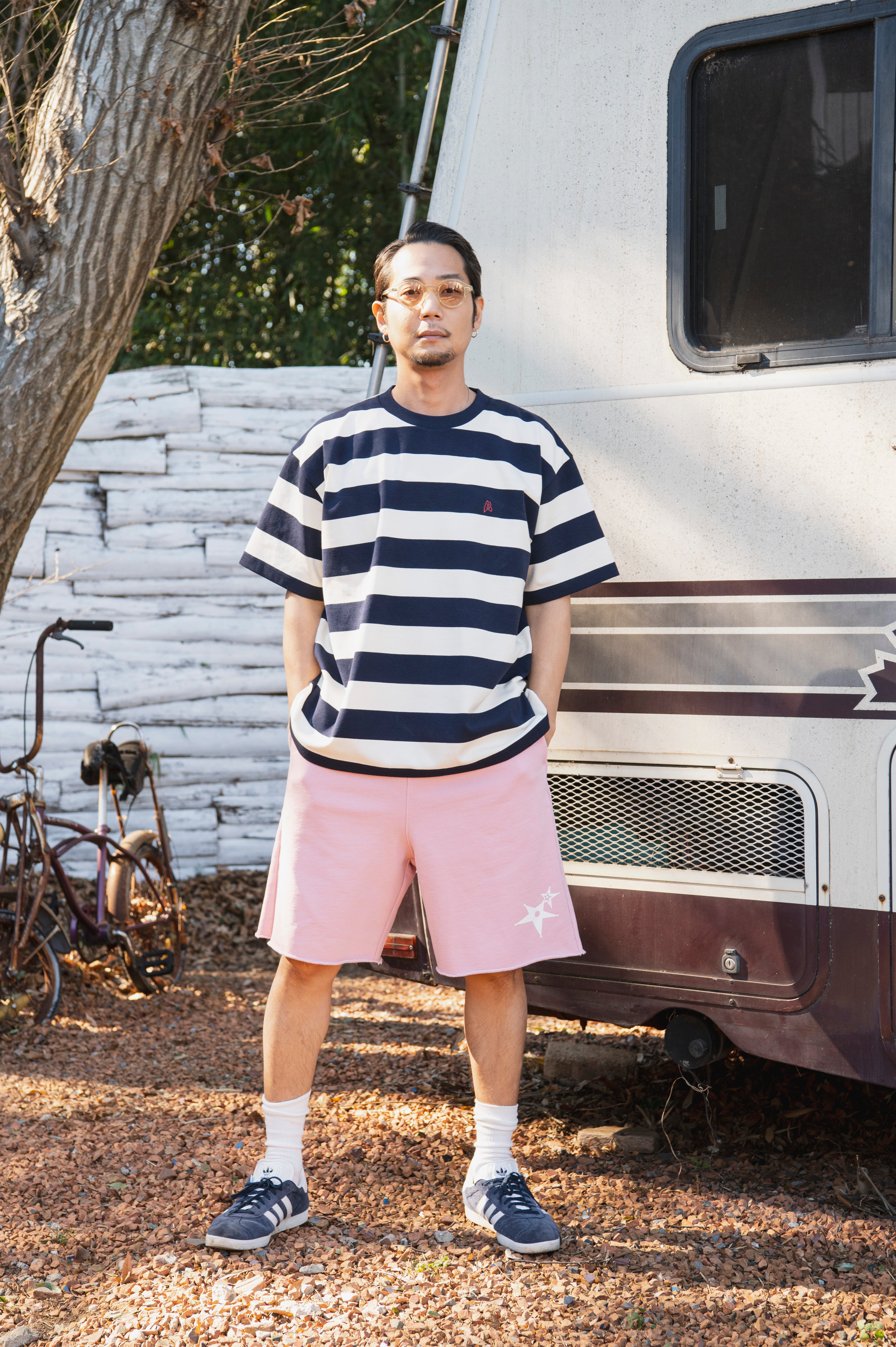 Powder processed sweat half pants