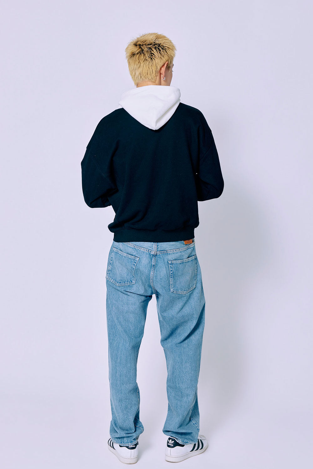 <予約>BICOLOR PATCH HOODIE