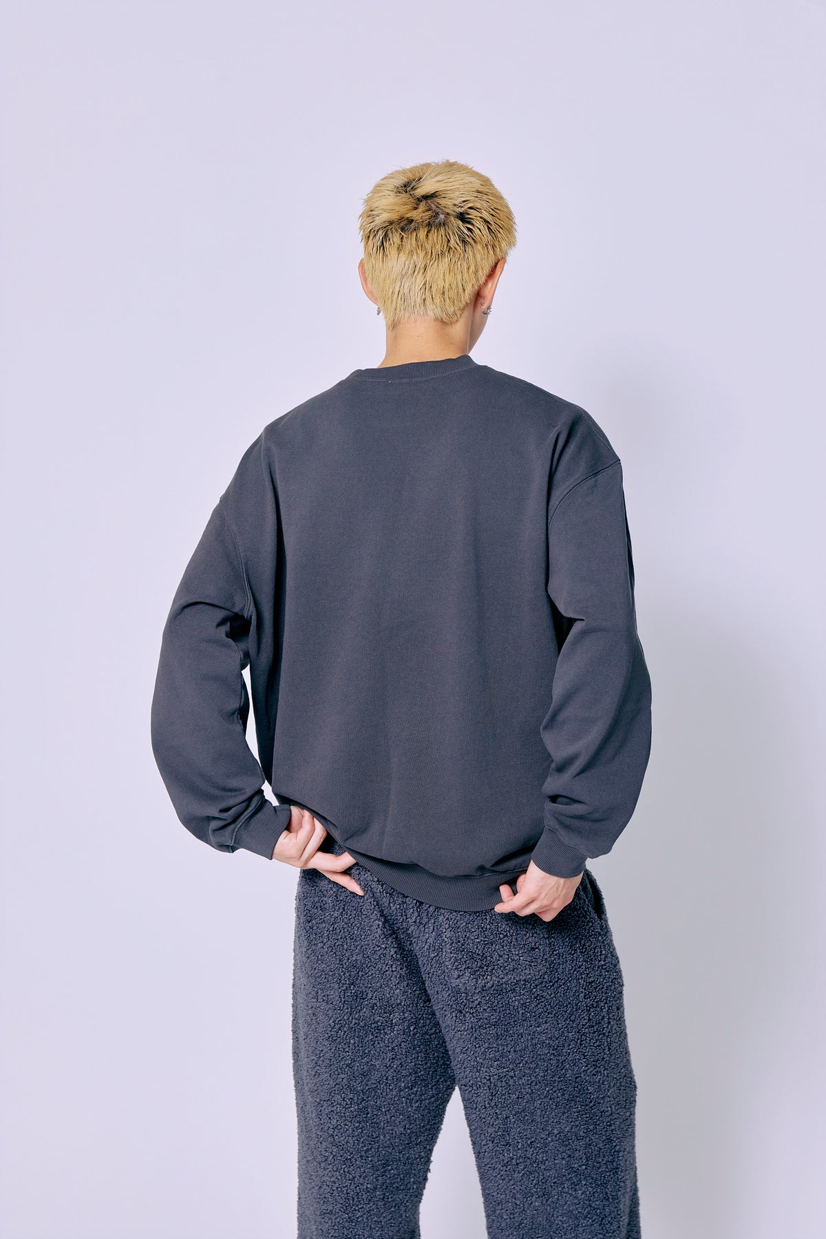BM LOGO SEARCHLIGHT SWEAT