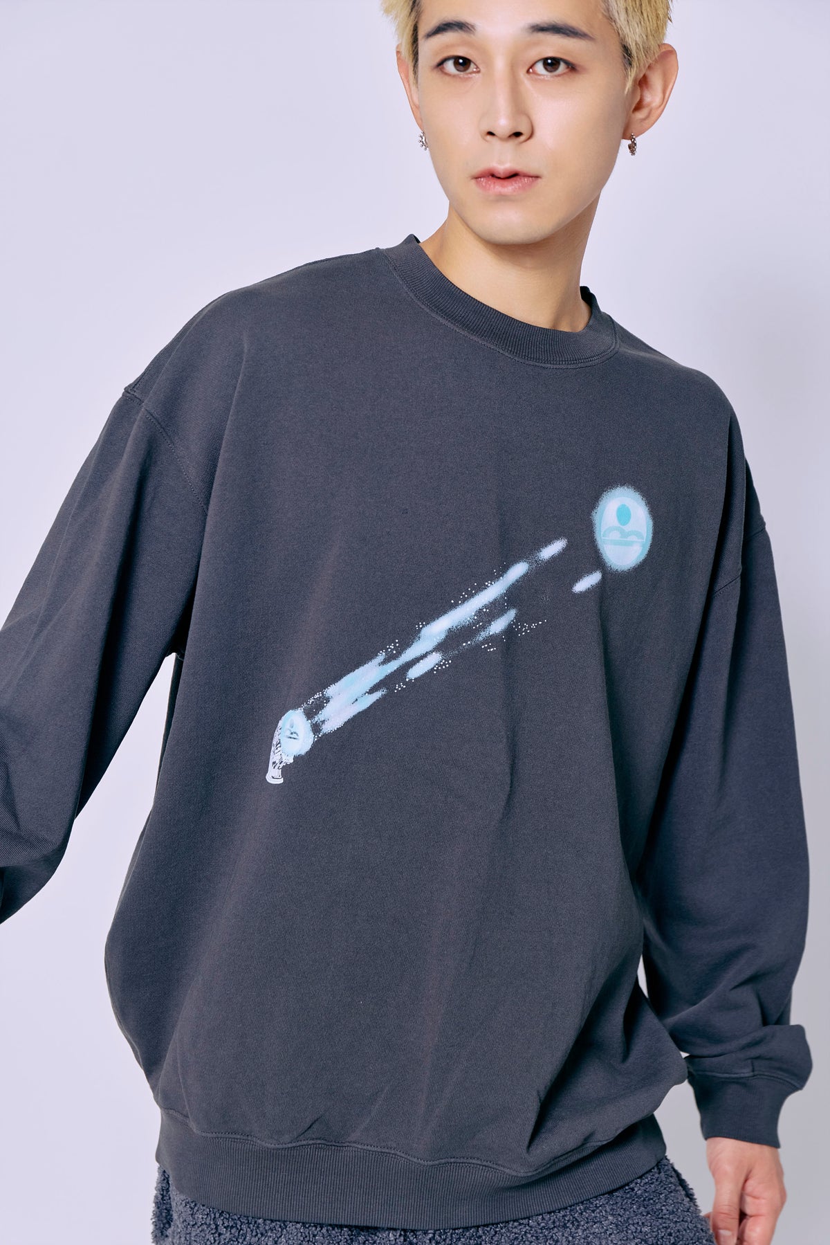 BM LOGO SEARCHLIGHT SWEAT