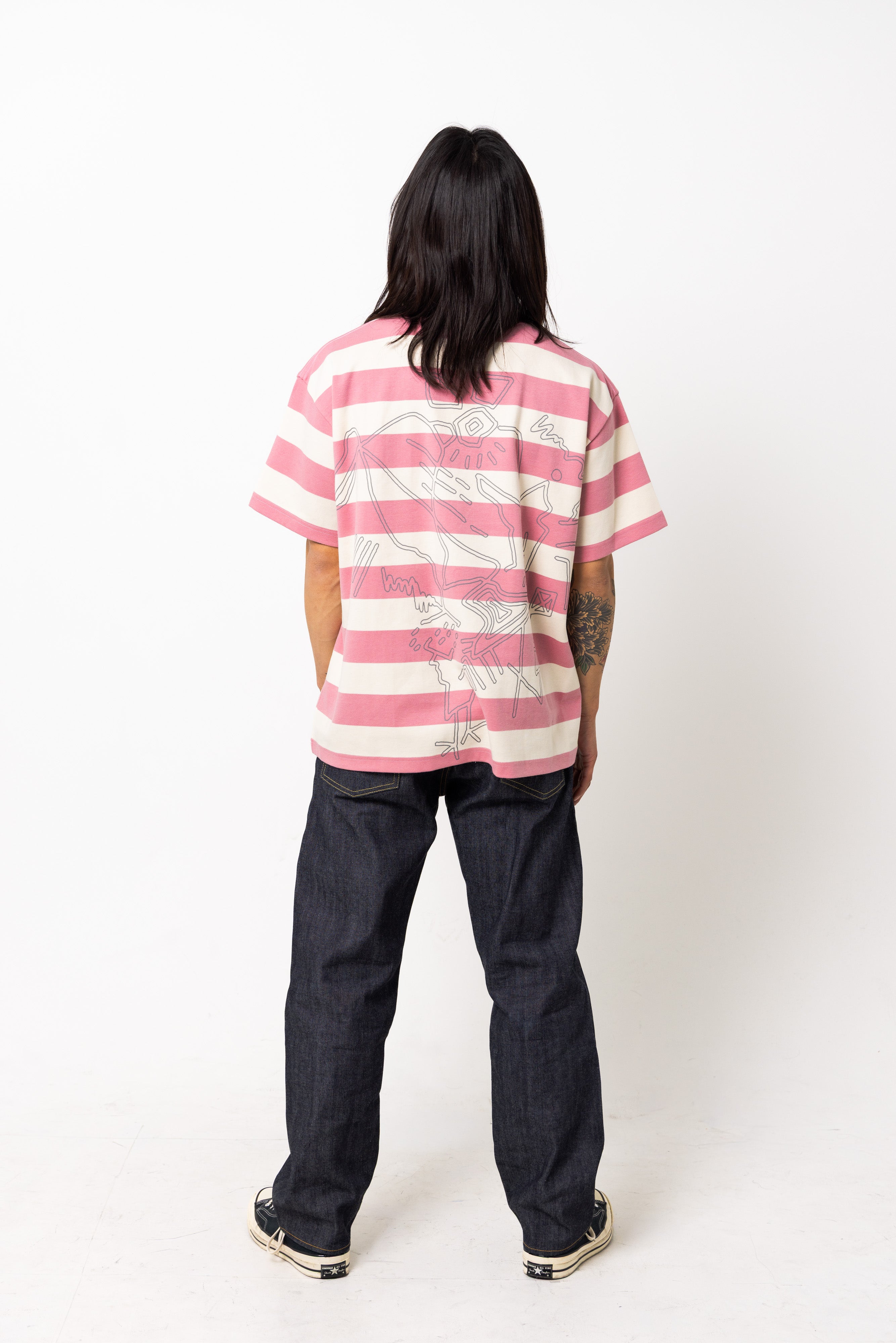 Border pattern T-shirt