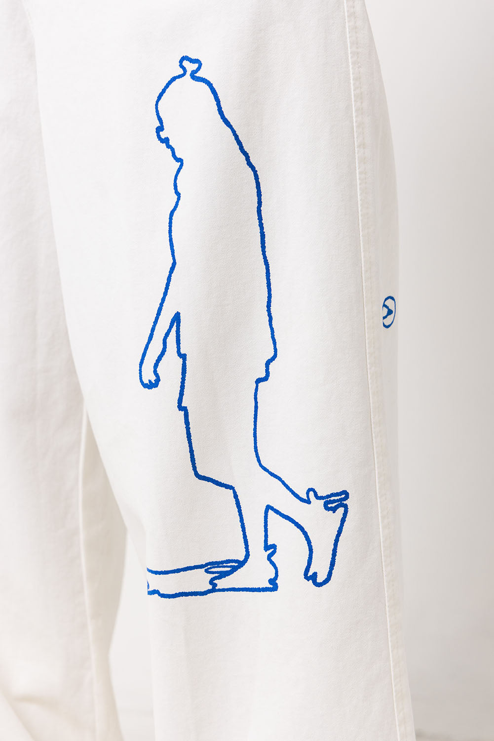 Summer goes pants