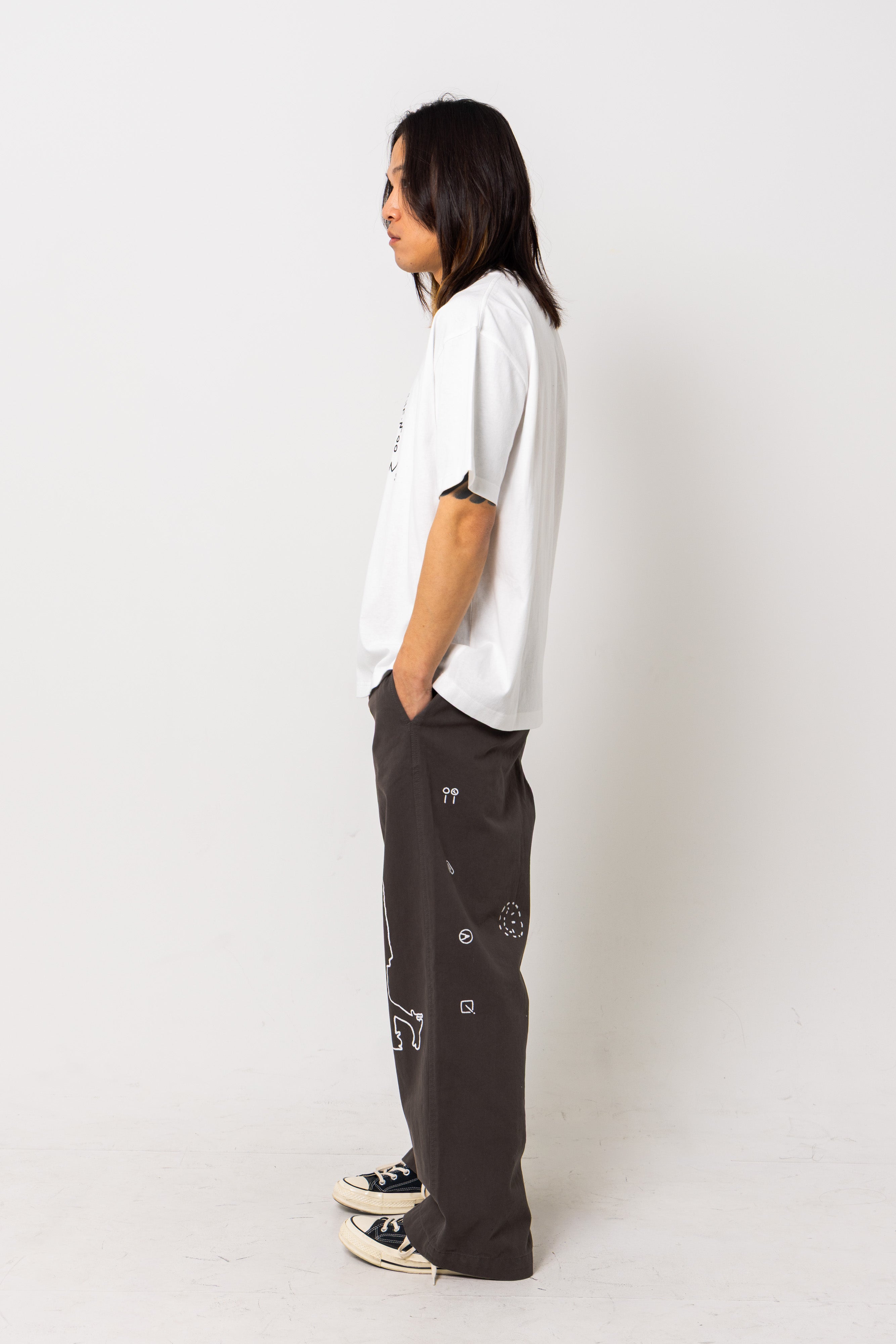 Summer goes pants