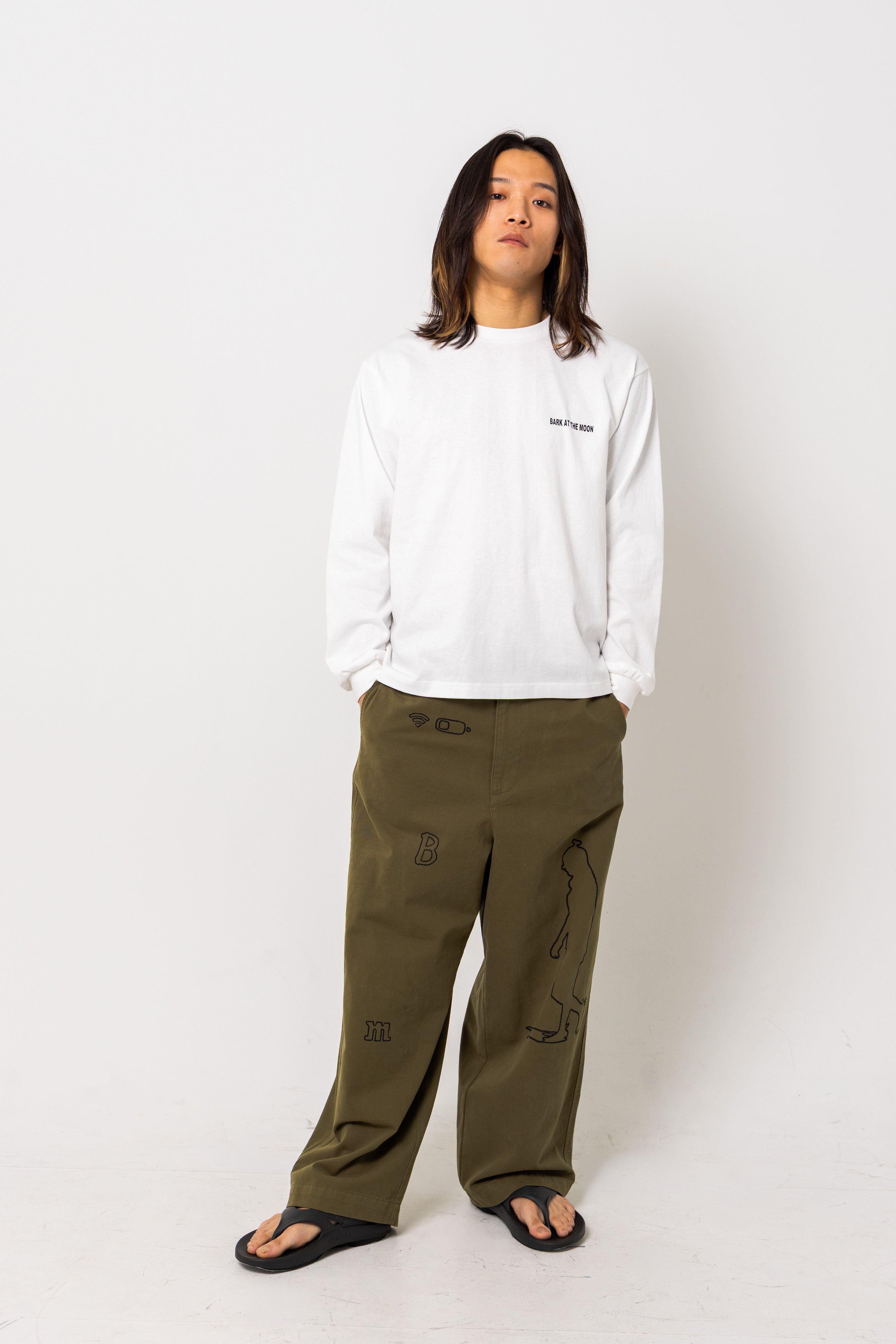 Summer goes pants