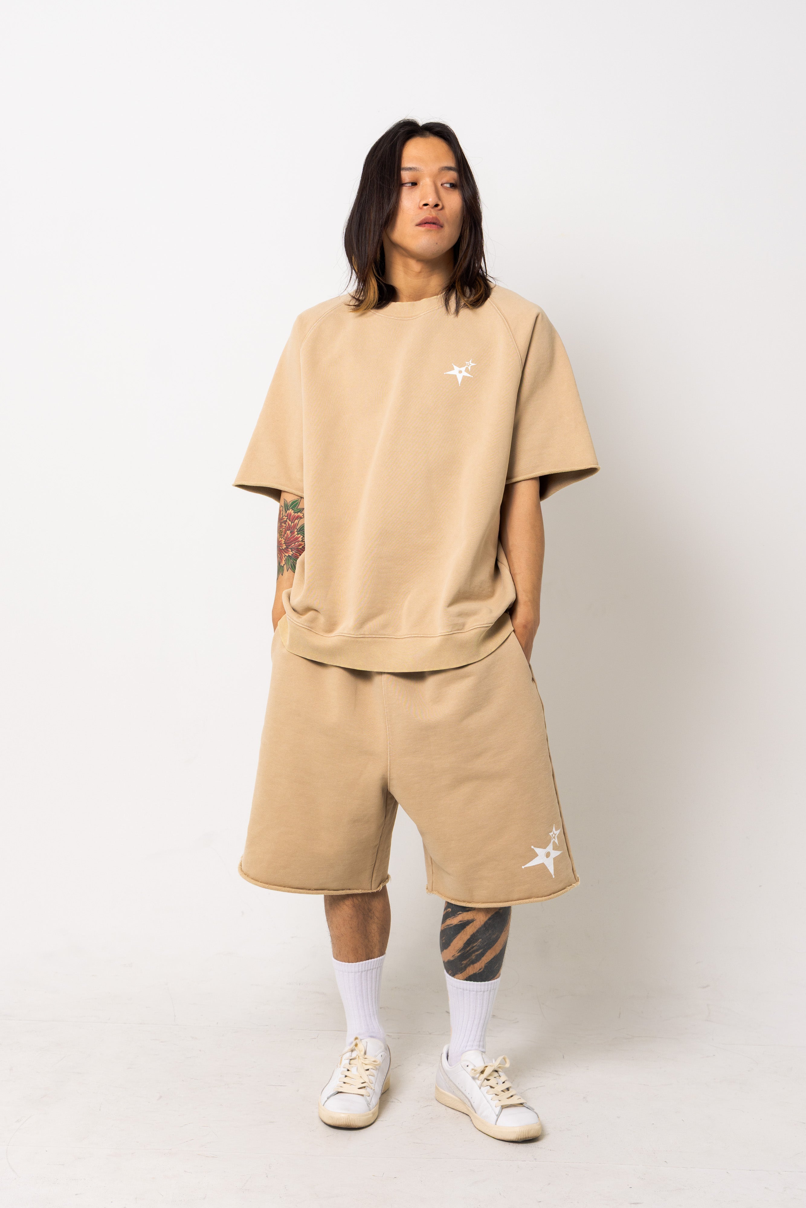 Powder processed sweat half pants